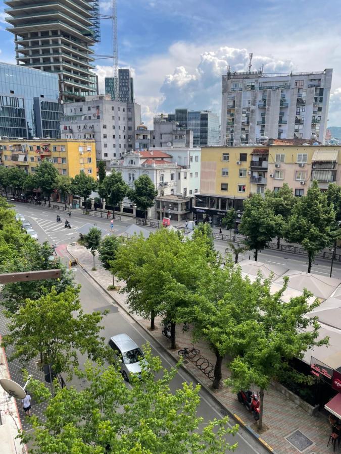 City Center Apartment Kafe Flora Tirana Eksteriør billede